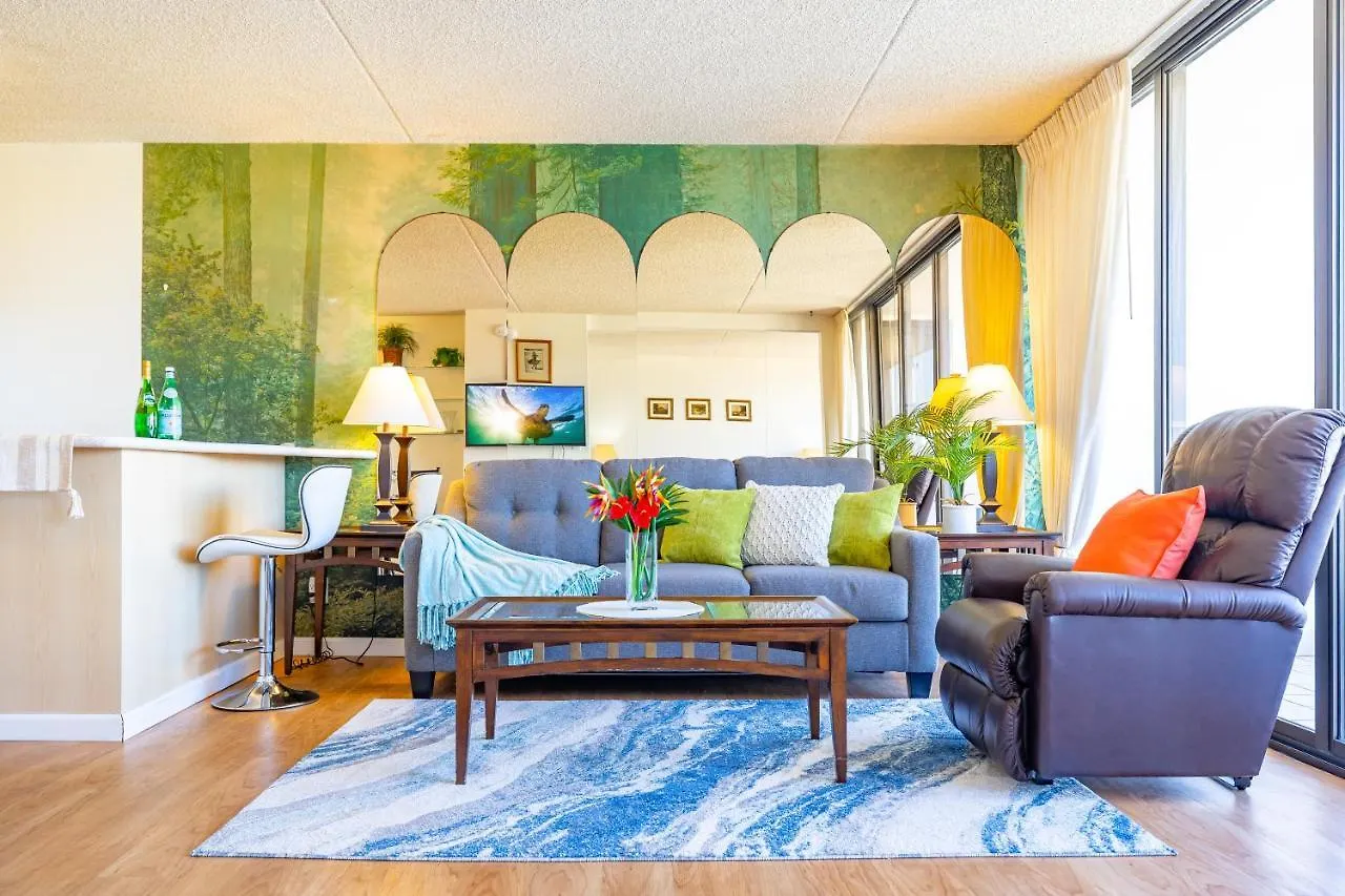 Fabulous Mountain View Condo With Free Parking! Honolulu