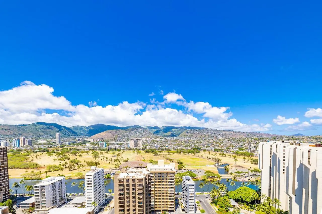 Fabulous Mountain View Condo With Free Parking! Honolulu Apartament